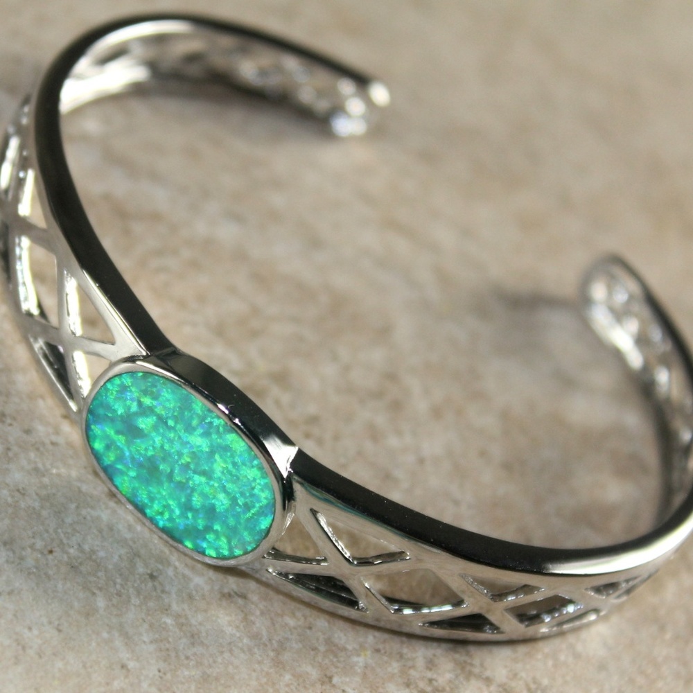 Green Fire Opal Silver Bracelet Cuff Open End